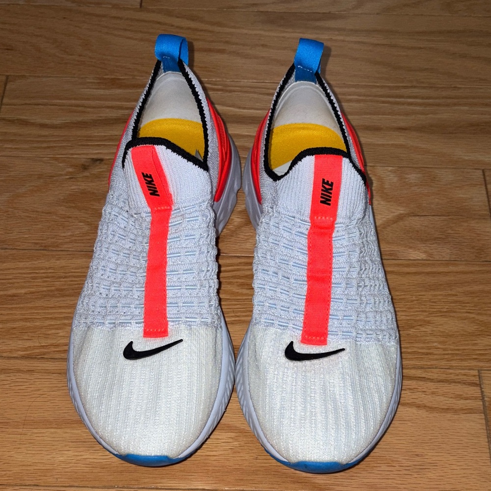 Nike React Phantom Flyknit 2 Run